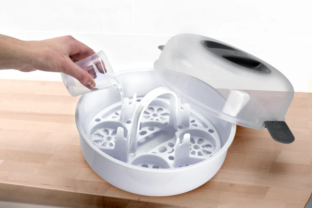 Alecto BW-04 - Microwave bottle sterilizer, white - ChelinoBaby Online