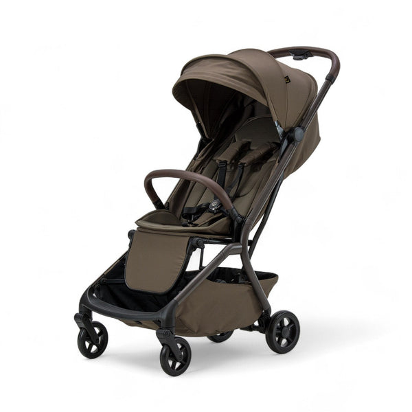 Lunar Air Stroller lightweight compact baby stroller suitable for travel and aircraft cabin use