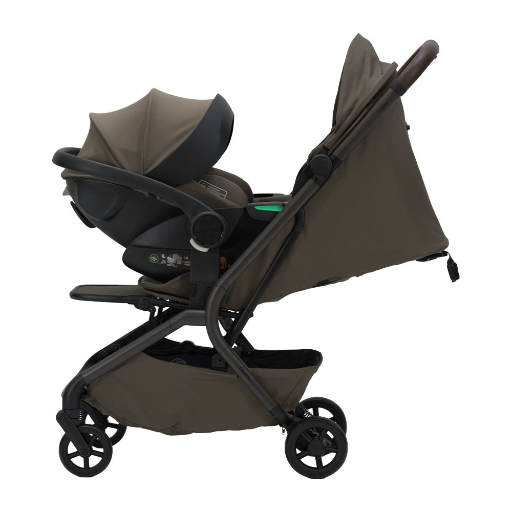 Lunar Air Travel System with Tulip Lux i-Size car seat in stroller configuration