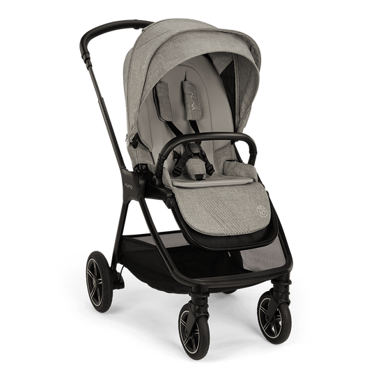 Triv™ Next BMW Collection stroller in Graphene color, suitable from birth to 22 kg.