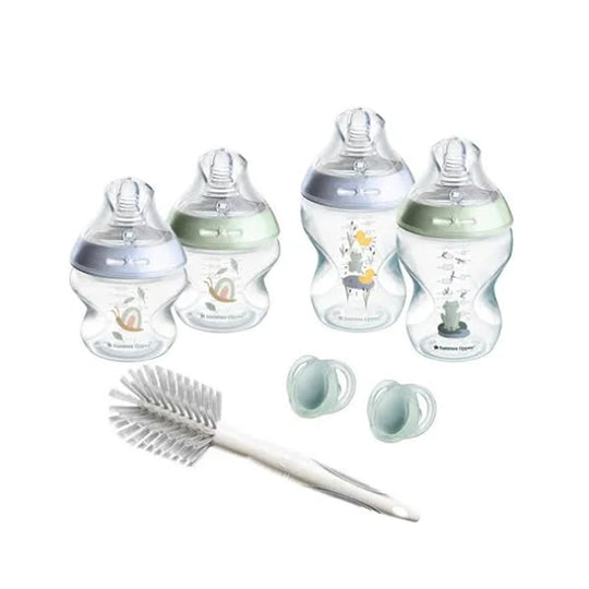Tommee Tippee Natural Start self-sterilising newborn bottle starter set with bottles, teats, soothers, and cleaning brush